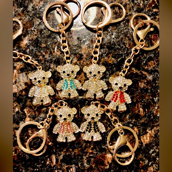 BLINGY TEDDYBEAR BAG CHARMS NEW🧸 - Picture 2 of 16